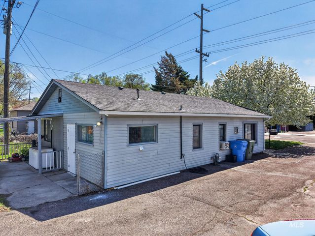640 E Cedar Street, Pocatello, ID 83201