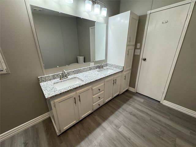 5809 Black Springs Lane, Joshua, TX 76058