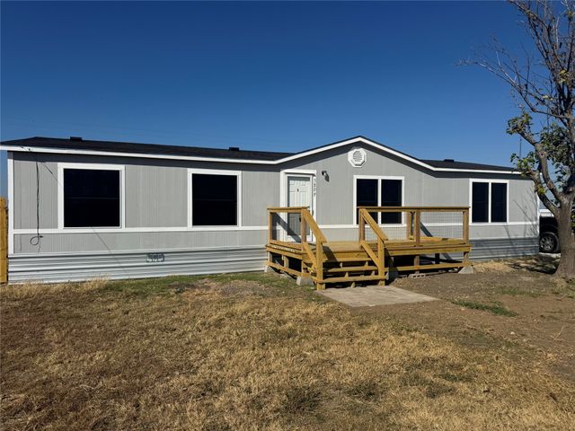 5809 Black Springs Lane, Joshua, TX 76058