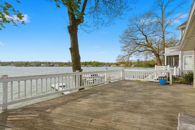 6955 WN Lake Gage Drive, Angola, IN 46703