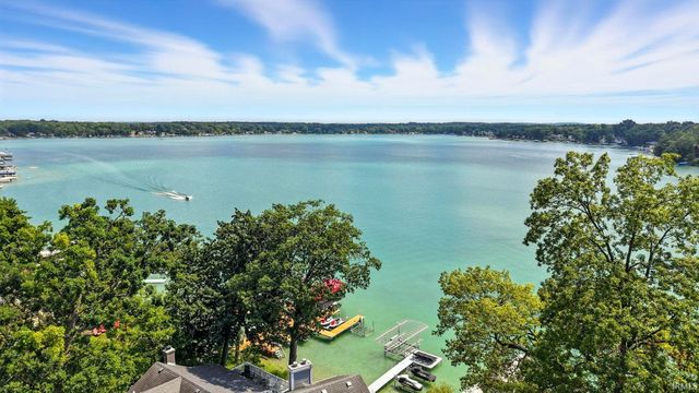 6955 WN Lake Gage Drive, Angola, IN 46703
