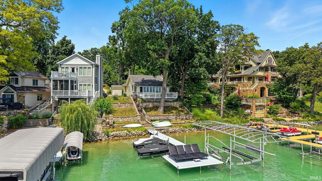 6955 WN Lake Gage Drive, Angola, IN 46703