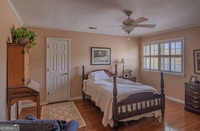 2265 Castle Lake Drive, Tyrone, GA 30290