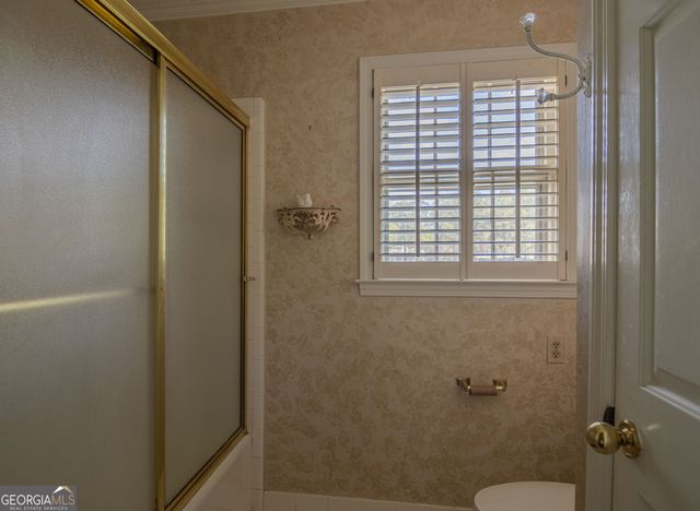 2265 Castle Lake Drive, Tyrone, GA 30290