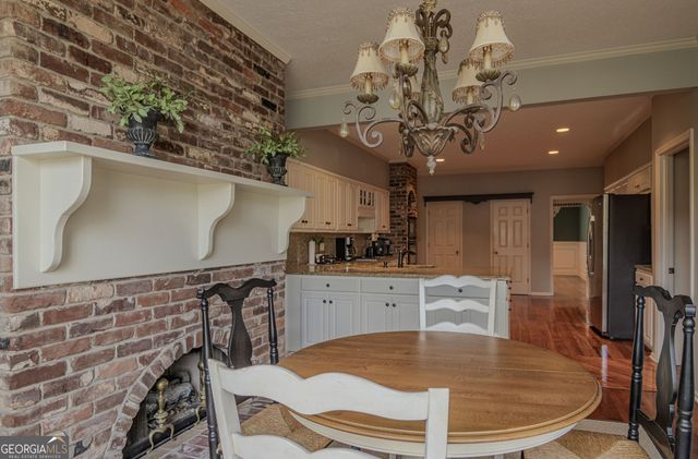 2265 Castle Lake Drive, Tyrone, GA 30290