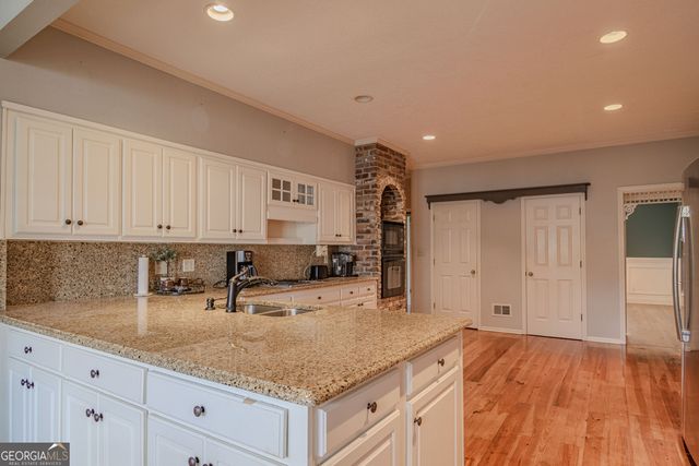 2265 Castle Lake Drive, Tyrone, GA 30290