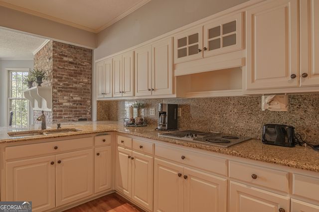 2265 Castle Lake Drive, Tyrone, GA 30290