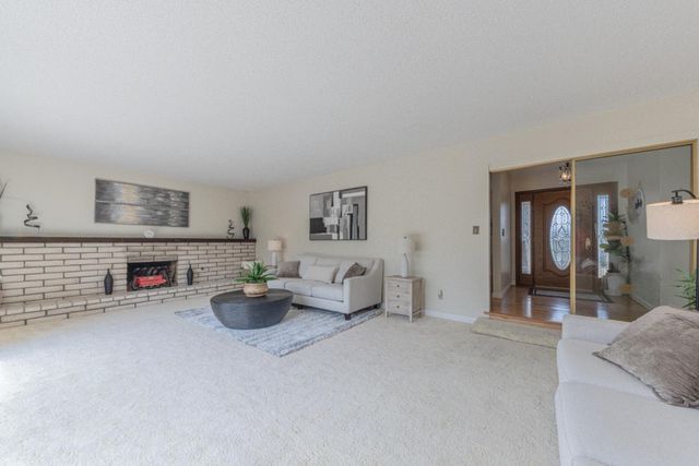 15084 Green Oak Place, Salinas, CA 93907