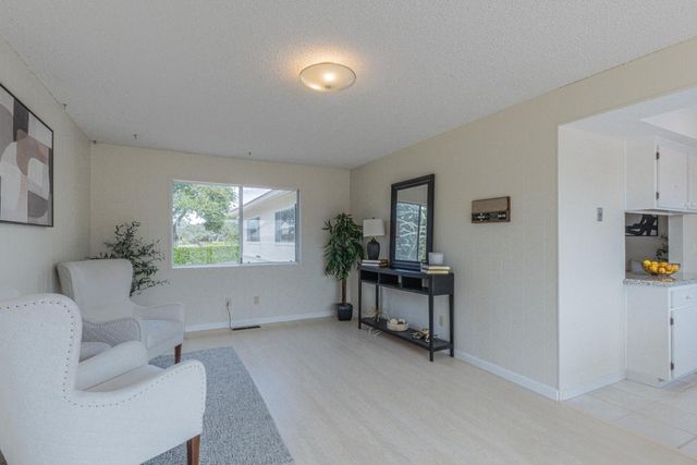 15084 Green Oak Place, Salinas, CA 93907