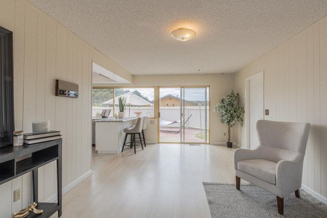 15084 Green Oak Place, Salinas, CA 93907