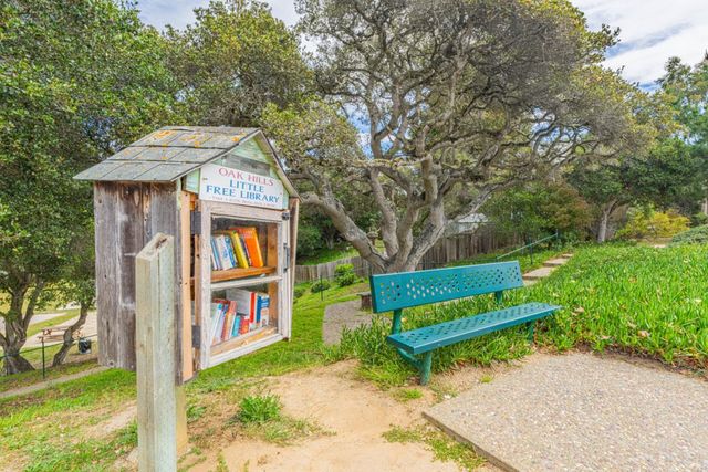 15084 Green Oak Place, Salinas, CA 93907