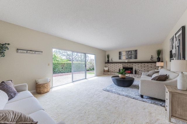 15084 Green Oak Place, Salinas, CA 93907