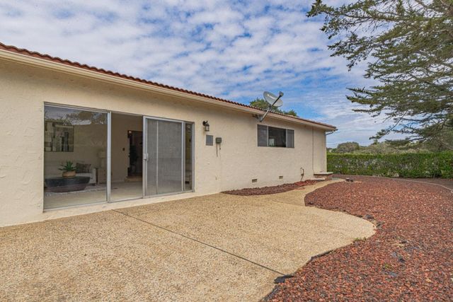 15084 Green Oak Place, Salinas, CA 93907