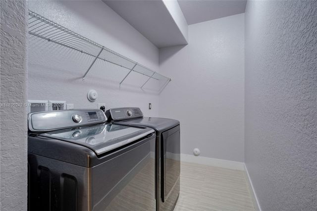 30454 SW 195th Ave, Homestead, FL 33030