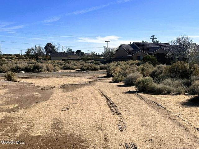 21867 Nelson Drive, California City, CA 93505