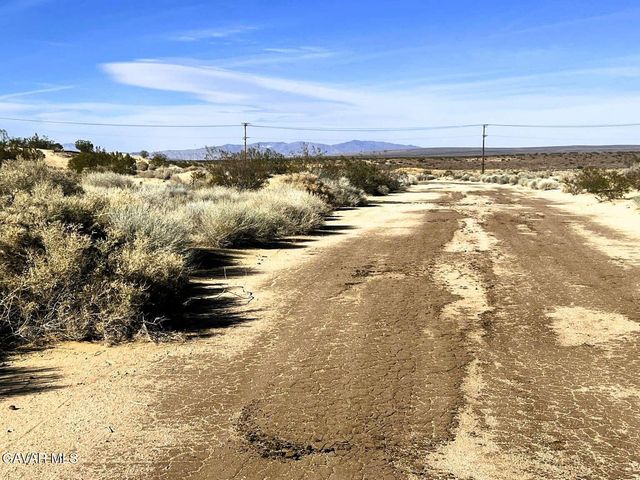 21867 Nelson Drive, California City, CA 93505