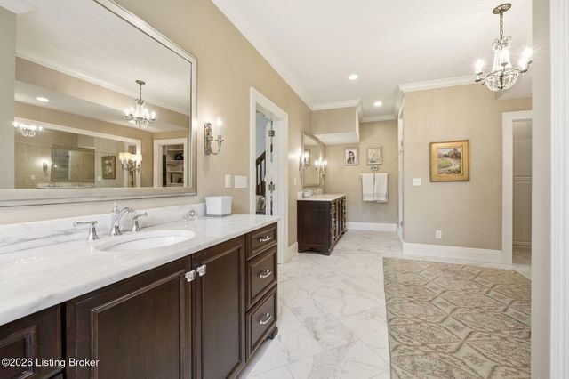 12409 Lucas Ln, Anchorage, KY 40223