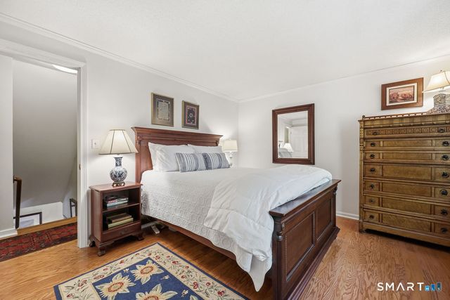 2 Higate Lane, Simsbury, CT 06070