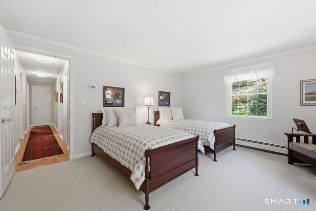 2 Higate Lane, Simsbury, CT 06070