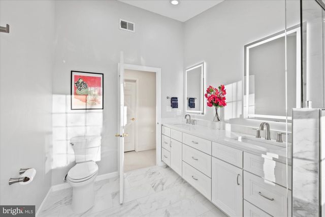 20026 VALHALLA SQ, Ashburn, VA 20147