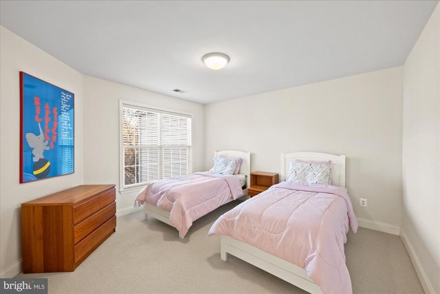 20026 VALHALLA SQ, Ashburn, VA 20147