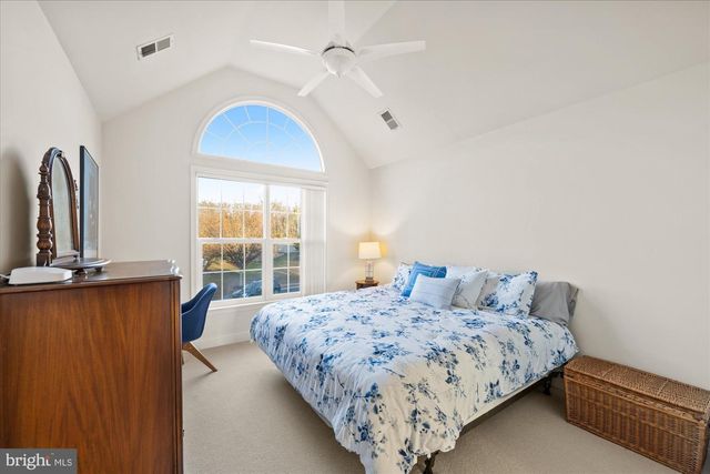 20026 VALHALLA SQ, Ashburn, VA 20147