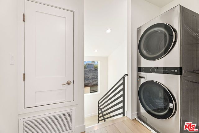 16233 Parthenia Street, North Hills (los Angeles), CA 91343