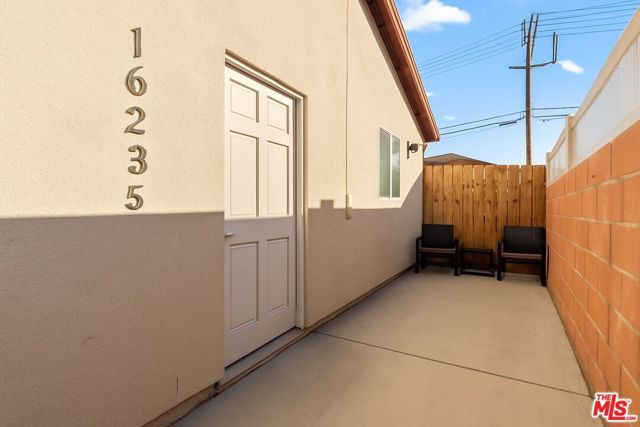 16233 Parthenia Street, North Hills (los Angeles), CA 91343