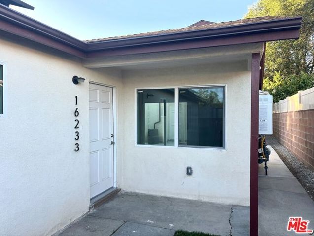 16233 Parthenia Street, North Hills (los Angeles), CA 91343