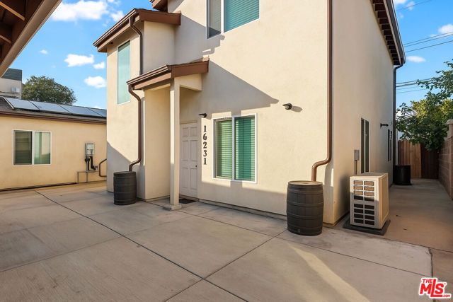 16233 Parthenia Street, North Hills (los Angeles), CA 91343