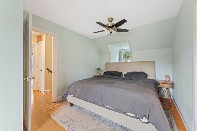 759 Laurel Avenue, Des Plaines, IL 60016