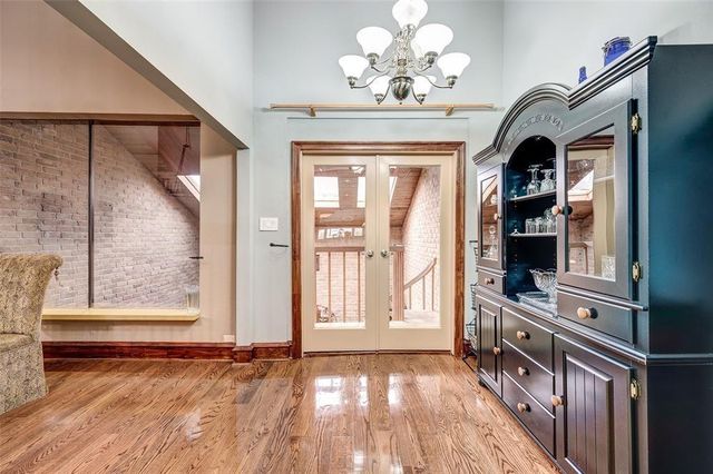 5141 Del Monte Drive, Houston, TX 77056