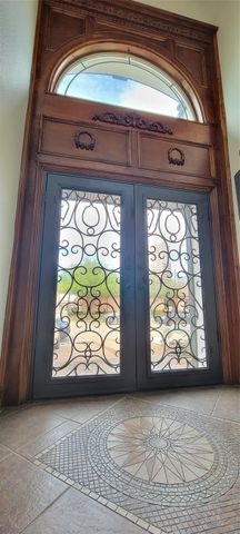 5141 Del Monte Drive, Houston, TX 77056