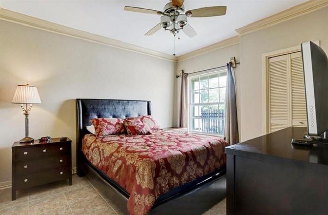 5141 Del Monte Drive, Houston, TX 77056