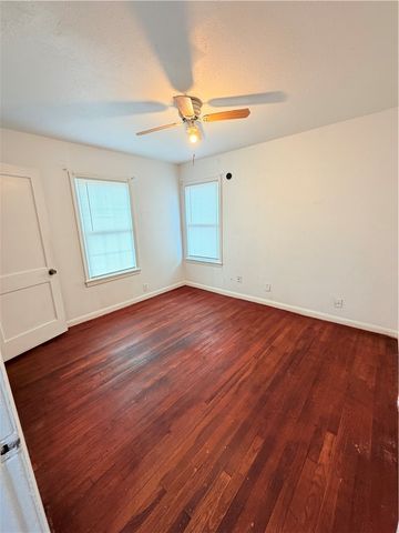 4305 Willow St, Corpus Christi, TX 78411