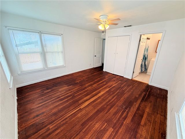 4305 Willow St, Corpus Christi, TX 78411