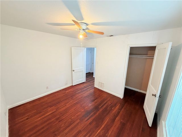 4305 Willow St, Corpus Christi, TX 78411