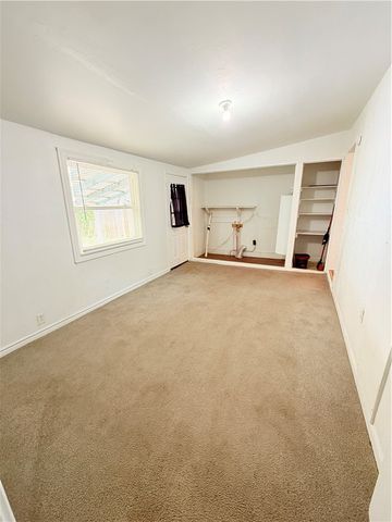 4305 Willow St, Corpus Christi, TX 78411