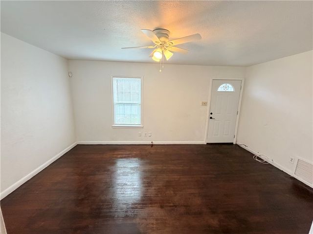 4305 Willow St, Corpus Christi, TX 78411