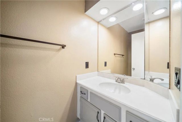 3 Saddlewood, Phillips Ranch, CA 91766