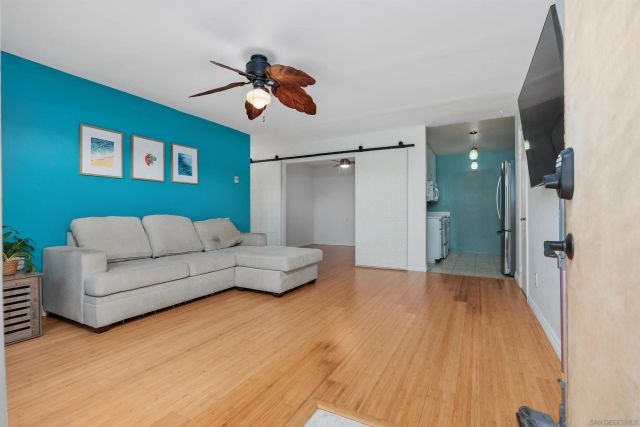 407 Requeza Street E9, Encinitas, CA 92024