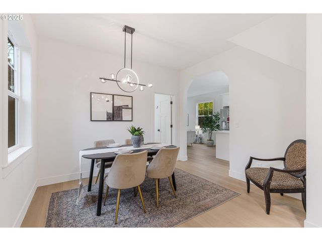 7319 N POLK Ave, Portland, OR 97203