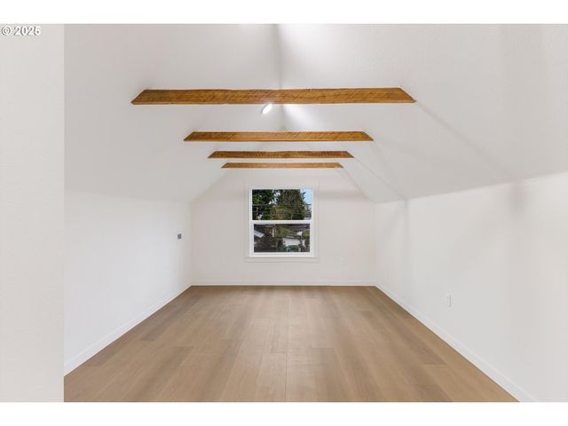 7319 N POLK Ave, Portland, OR 97203