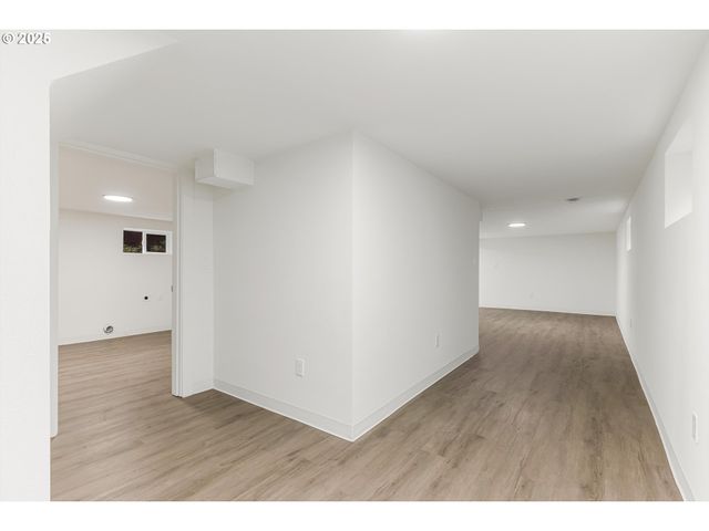 7319 N POLK Ave, Portland, OR 97203