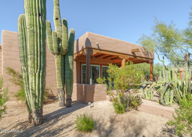 5507 N PALO CRISTI Road, Paradise Valley, AZ 85253