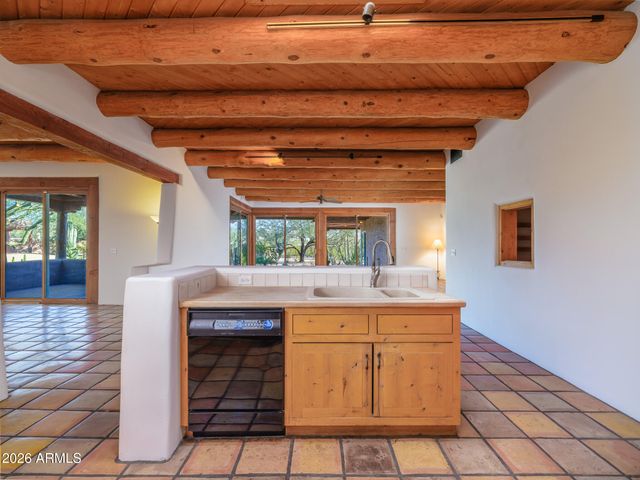 5507 N PALO CRISTI Road, Paradise Valley, AZ 85253