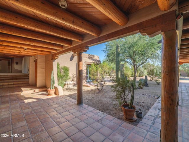 5507 N PALO CRISTI Road, Paradise Valley, AZ 85253