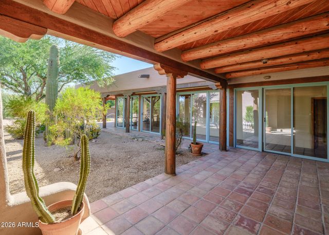 5507 N PALO CRISTI Road, Paradise Valley, AZ 85253
