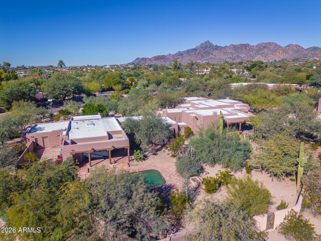 5507 N PALO CRISTI Road, Paradise Valley, AZ 85253