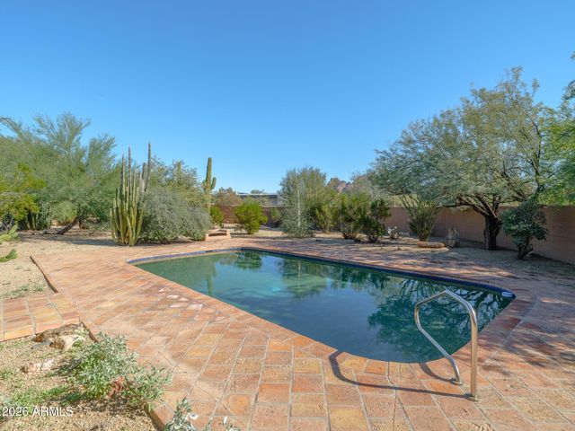 5507 N PALO CRISTI Road, Paradise Valley, AZ 85253